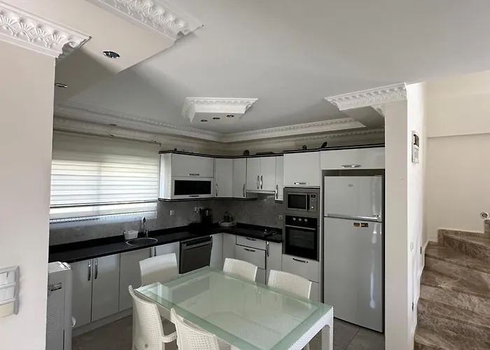 Villa Villaasur Inst-mariyatourdidim *